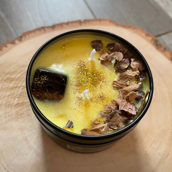 *Buddha Magic* Soy Wax Candle - Picture 3 of 6